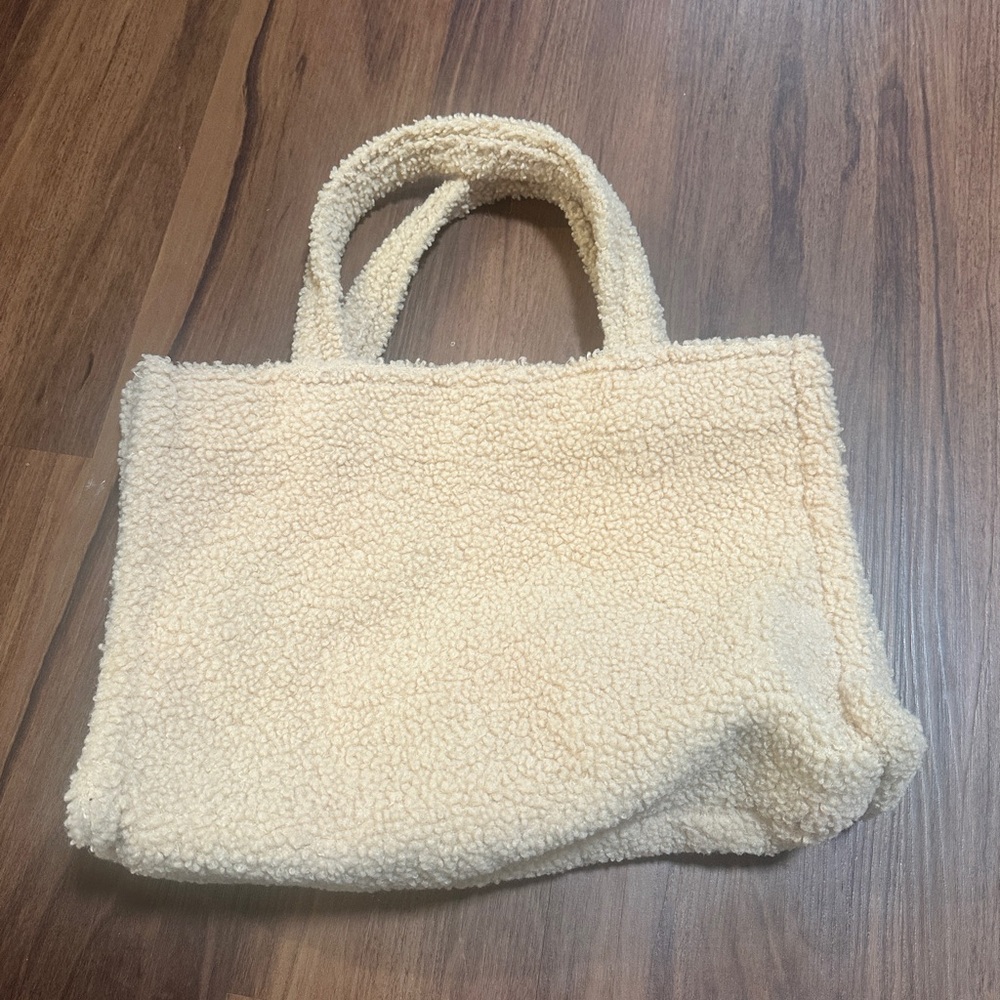 Cozy Cream Sherpa Tote Bag - Picture 2 of 8